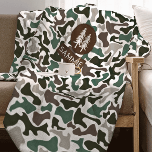 Custom Name Throw Blanket Camouflage Pattern Woodland Nursery Bedding Deer Antler Design Personalized Fleece Minky Throw Hunting Themed Baby Gift Soft Cozy Material Nature Inspired Nursery Decor Baby Shower Essential Outdoor Baby Blanket Kids Camo Gift for Men Boy Kids College Student Grandpa