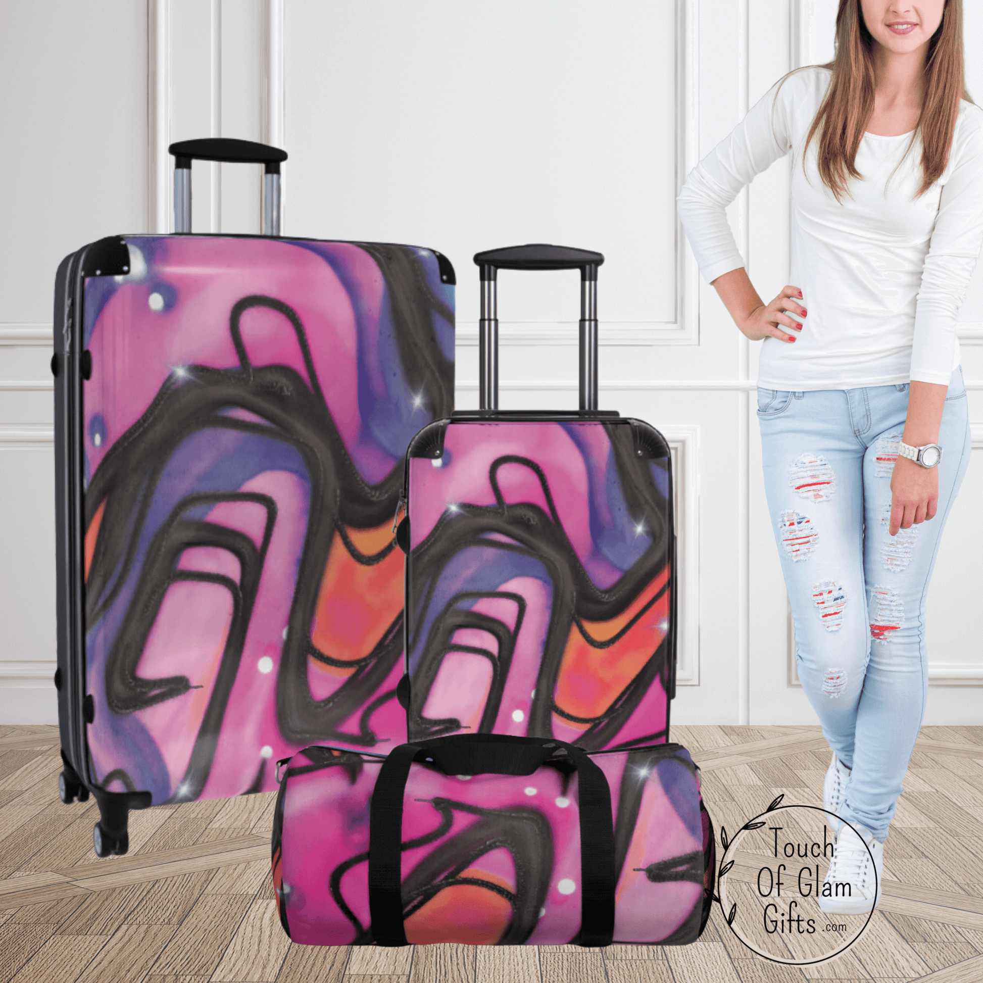 Our pink travel gear for teens is the perfect gift for teen girls and young adults. This pink retro matching set comes in luggage in three sizes and a duffel bag in two sizes.