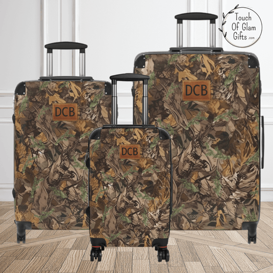 Mens camouflage luggage with monogram initials makes the perfect gift for hunters or outdoorsmen. Our camo suitcases come in three sizes.