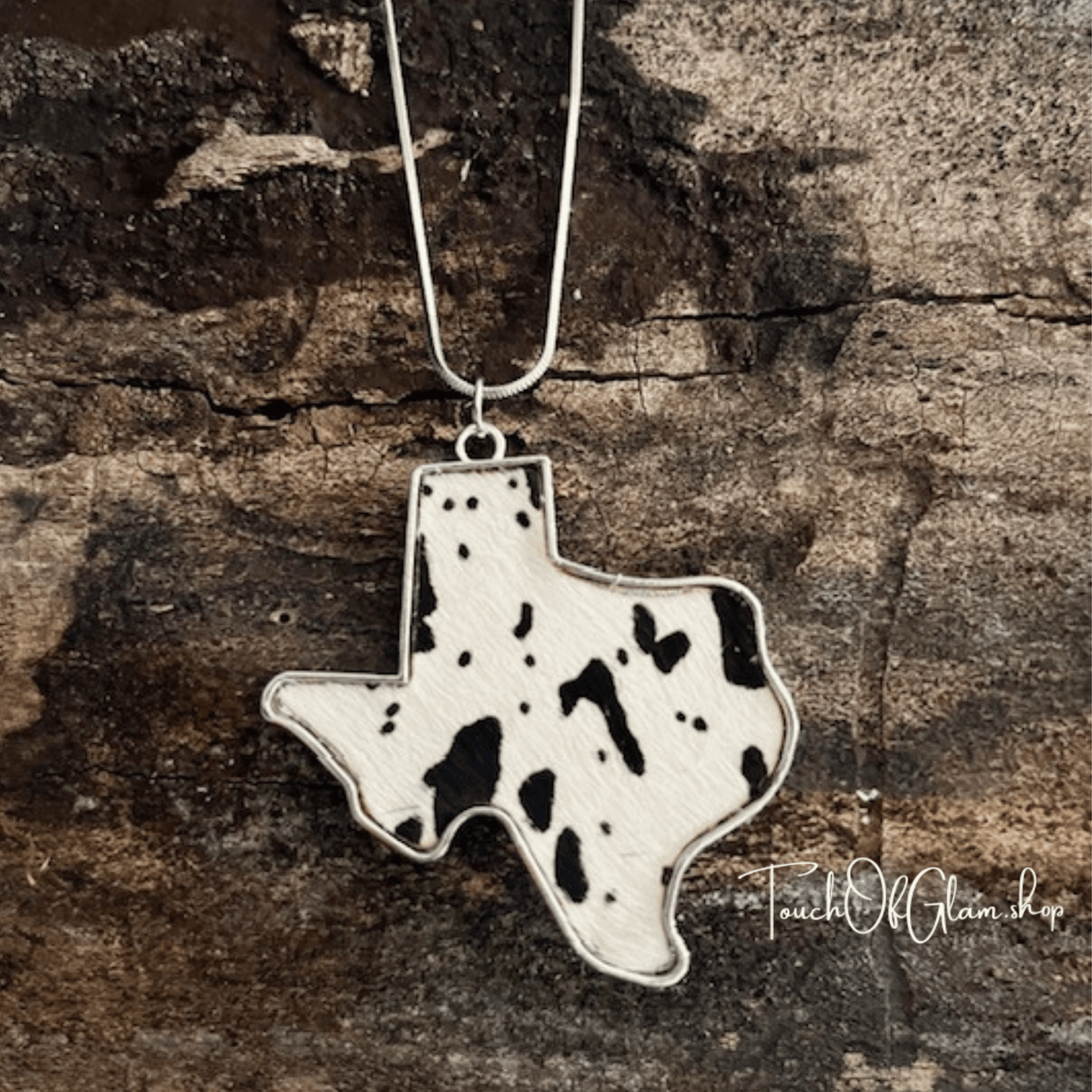 Wholesale Necklace: Genuine Leather Black Cowhide Texas Pendant / 1 Available